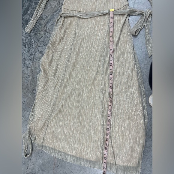 Anne Klein Silver and Gold Dress - Picture 5 of 10